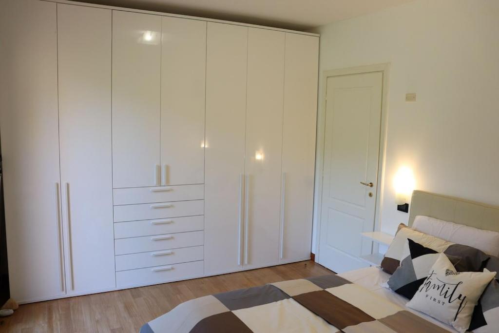 Appartement Dans Un Terrain De Golf, 5 Min De La Mer En Voiture, Parking Gratuit Cogoleto Dış mekan fotoğraf